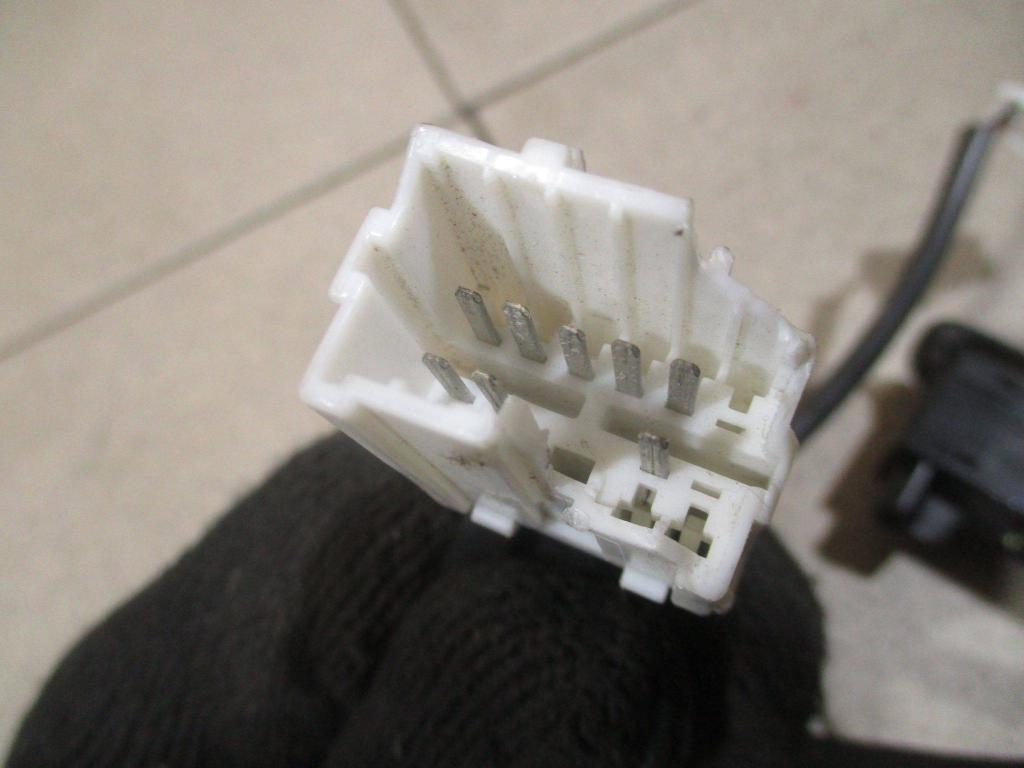 Кнопка регулировки сиденья, 1000 рублей, Пермь