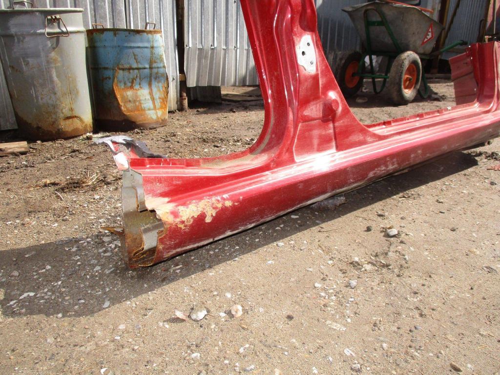 Порог со стойкой правый, 7000 рублей, Пермь