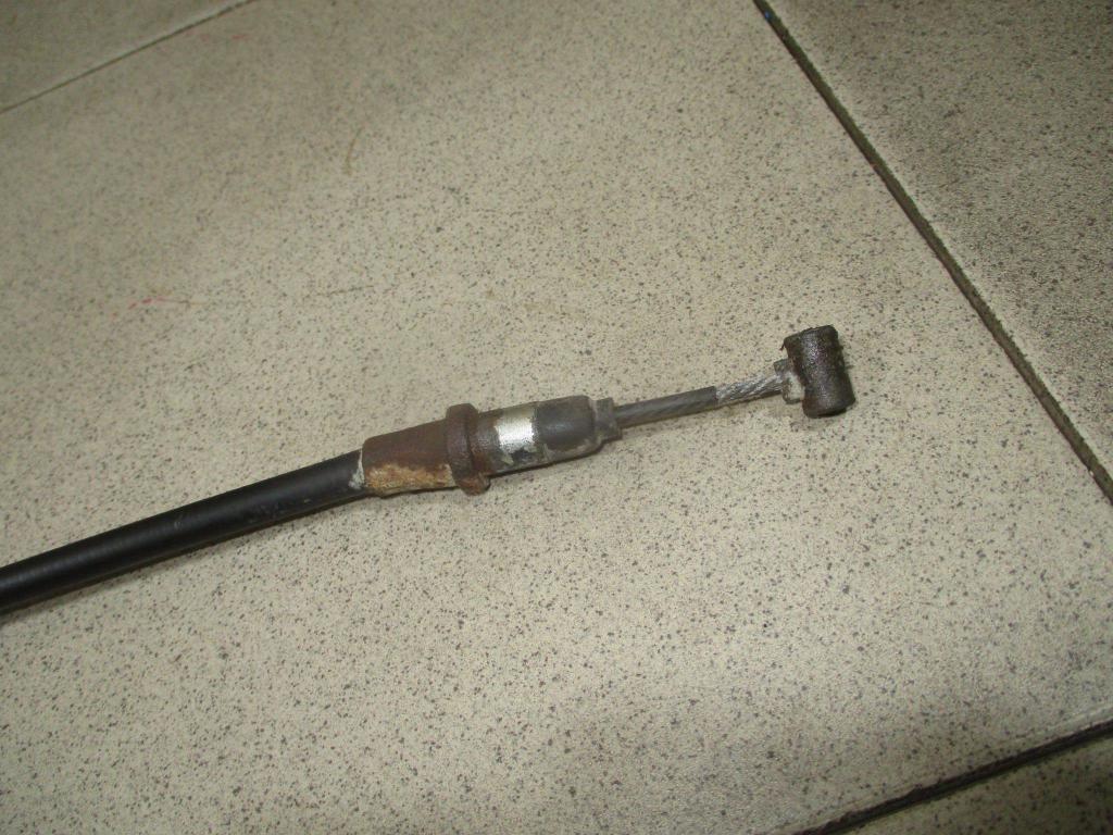 Трос ручника правый, 850 рублей, Пермь