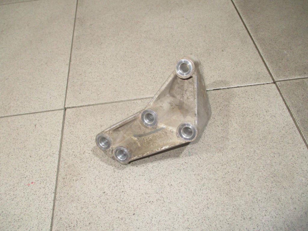 Кронштейн КПП, 500 рублей, Пермь