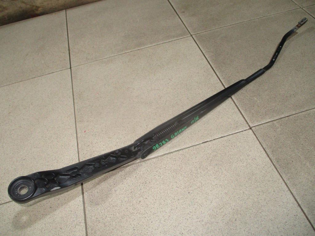 Поводок стеклоочистителя передний правый, 1500 рублей, Пермь