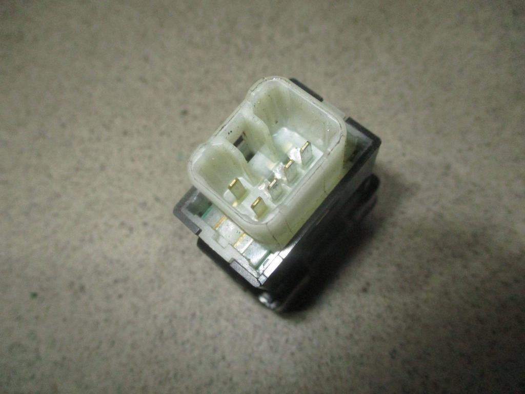 Кнопка корректора фар, 500 рублей, Пермь