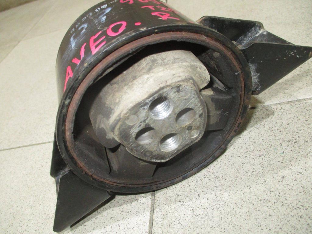 Опора двигателя правая, 1600 рублей, Пермь