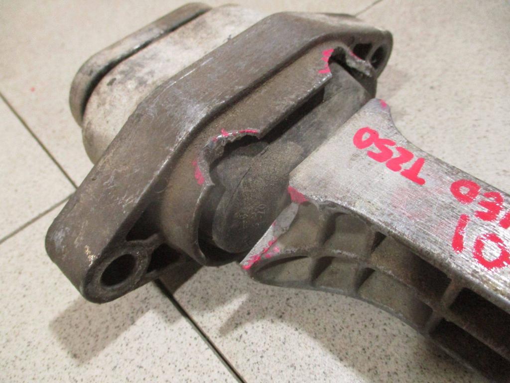 Опора двигателя задняя, 500 рублей, Пермь