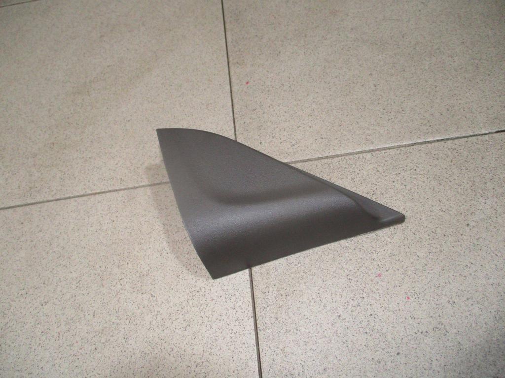 Крышка зеркала внутренняя правая, 500 рублей, Пермь