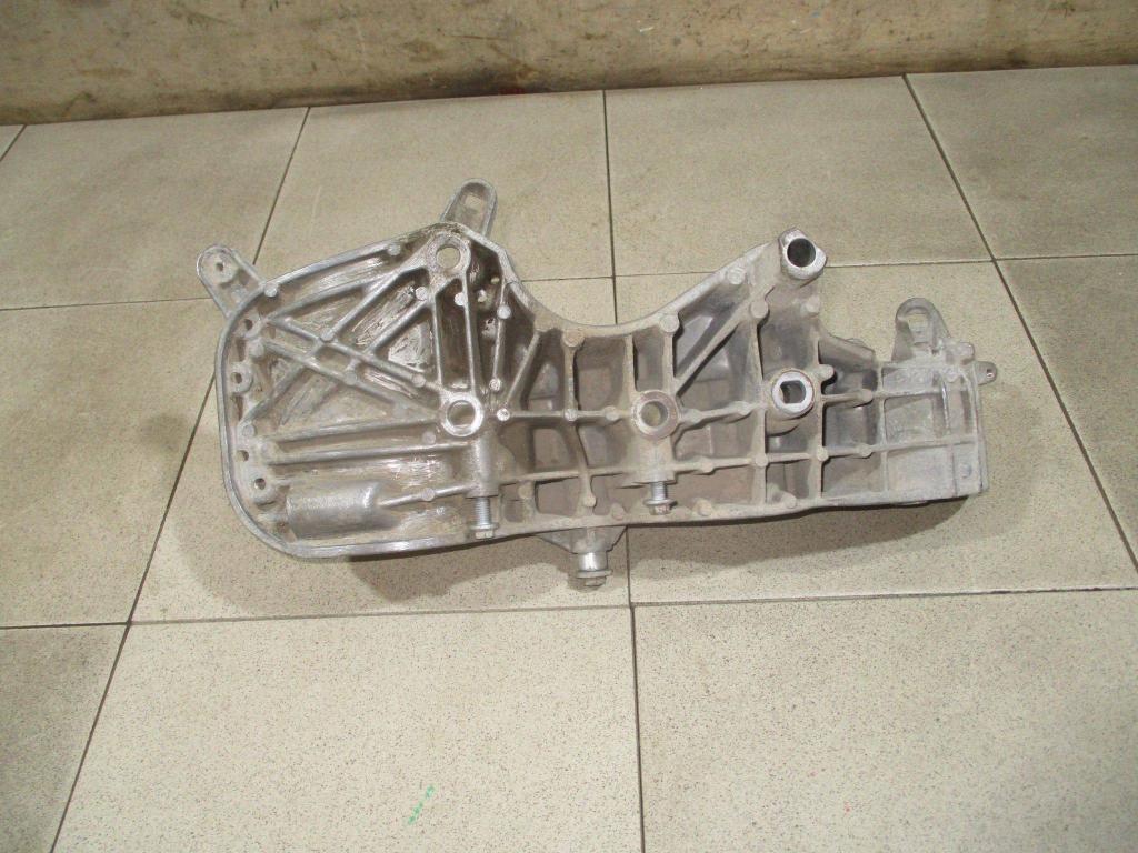 Кронштейн генератора, 2000 рублей, Пермь