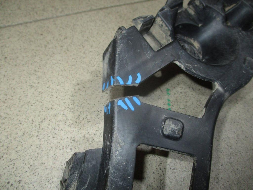 Кронштейн заднего бампера правый, 500 рублей, Пермь