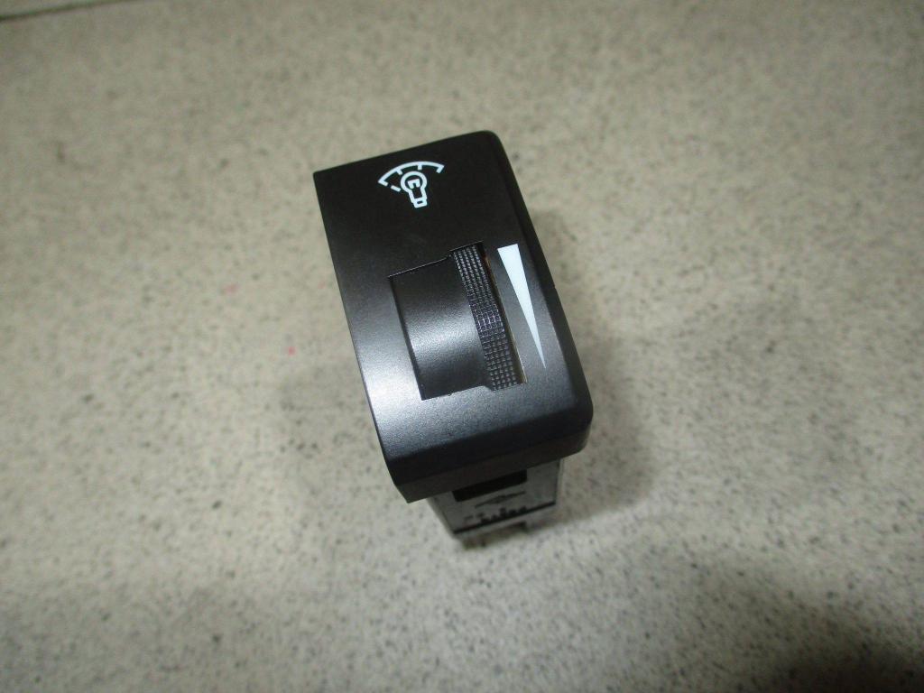 Кнопка освещения панели приборов, 500 рублей, Пермь