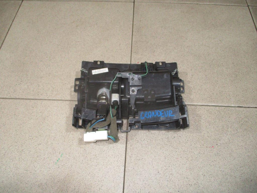 Пепельница передняя, 2000 рублей, Пермь