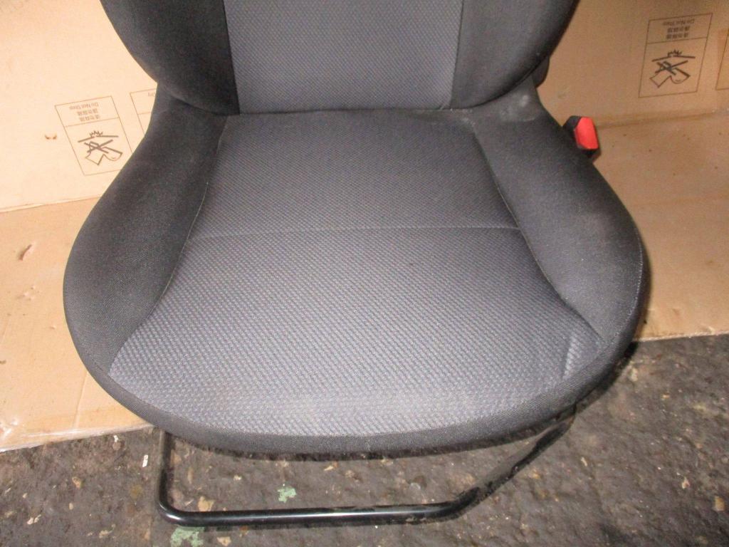 Сиденье переднее правое, 4000 рублей, Пермь