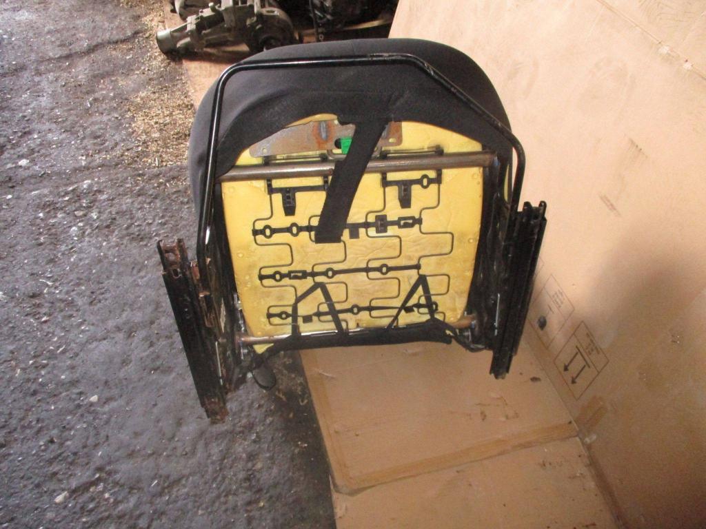 Сиденье переднее правое, 4000 рублей, Пермь