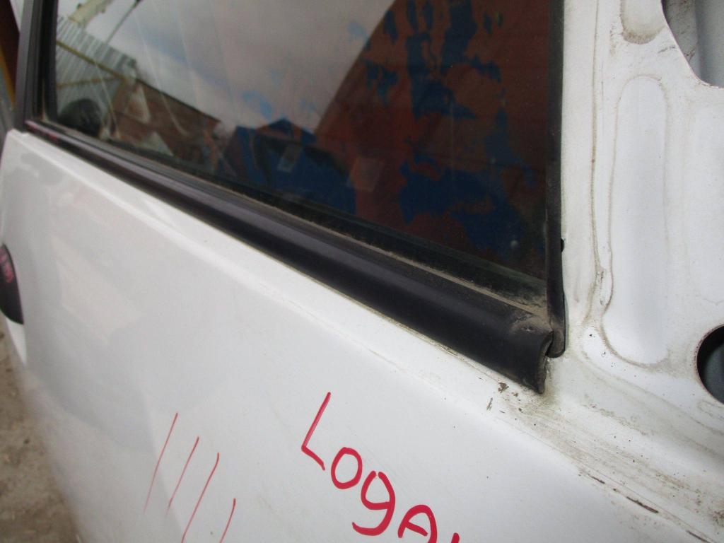 Накладка стекла переднего правого, 1000 рублей, Пермь