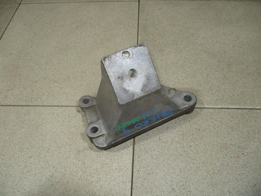 Кронштейн двигателя левый, 1000 рублей, Пермь