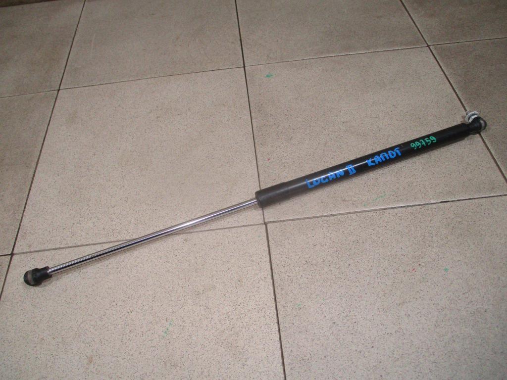 Амортизатор капота, 500 рублей, Пермь