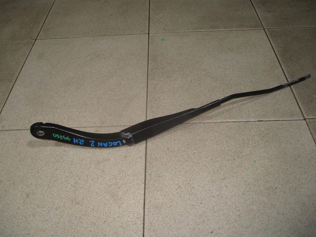 Поводок стеклоочистителя передний правый, 700 рублей, Пермь
