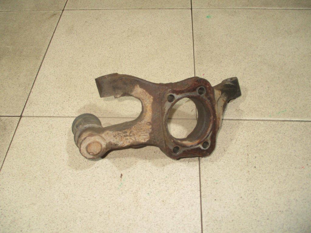 Кулак поворотный задний правый, 1000 рублей, Пермь