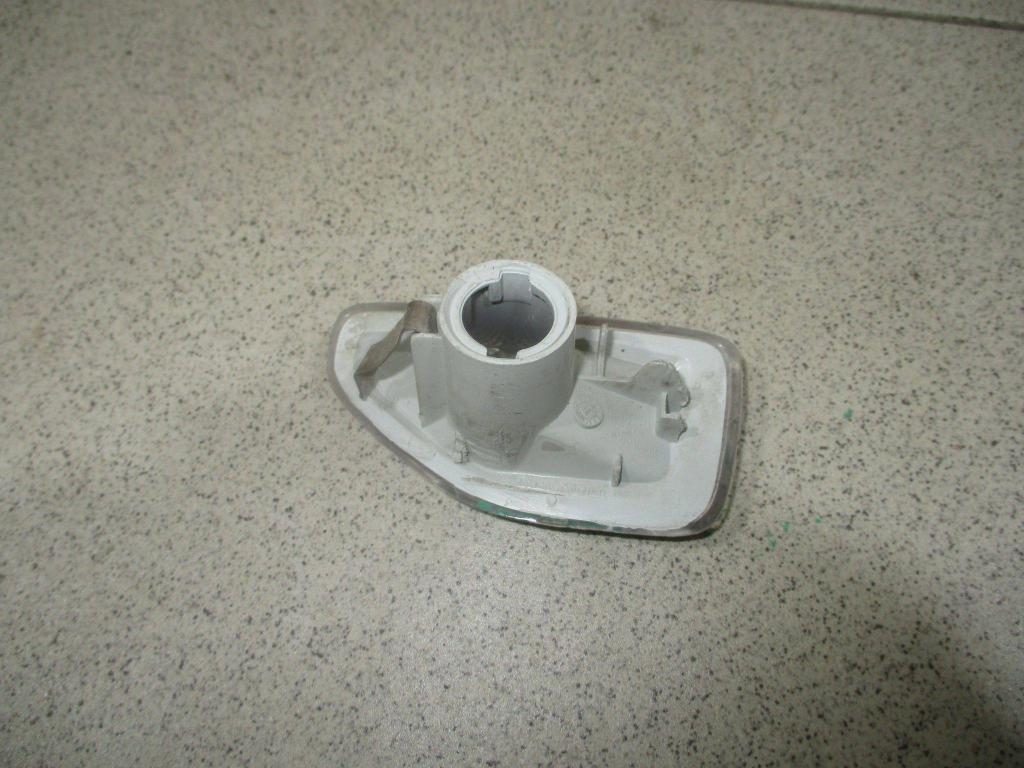 Повторитель на крыло правый, 500 рублей, Пермь