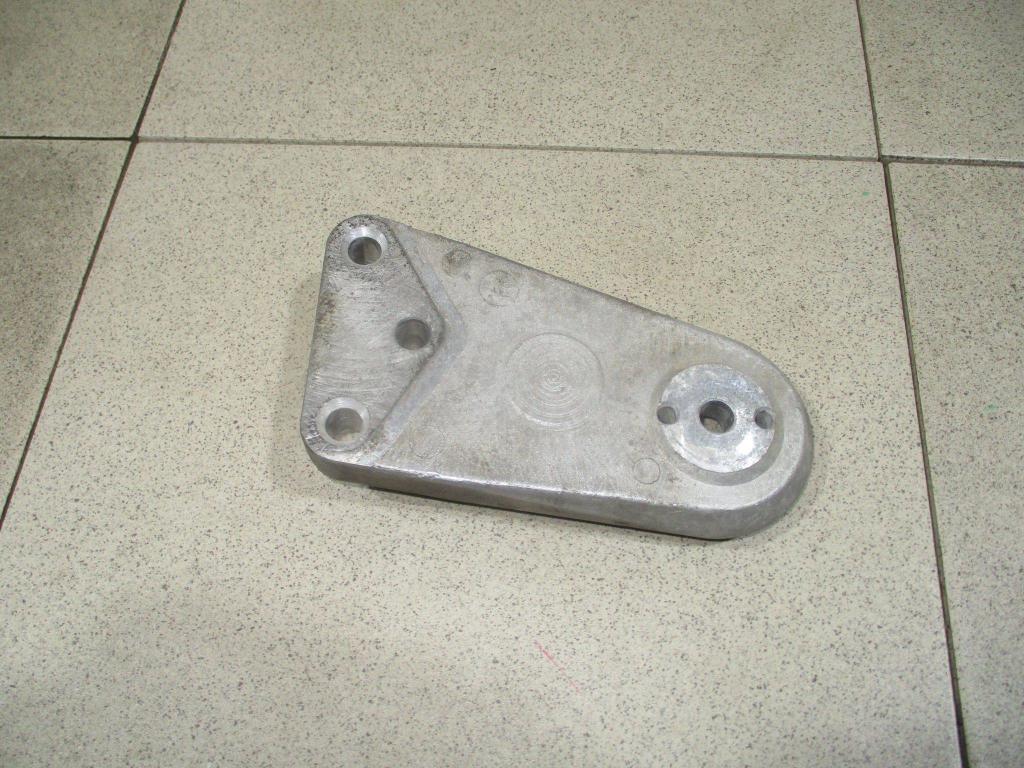 Кронштейн опоры двигателя, 500 рублей, Пермь