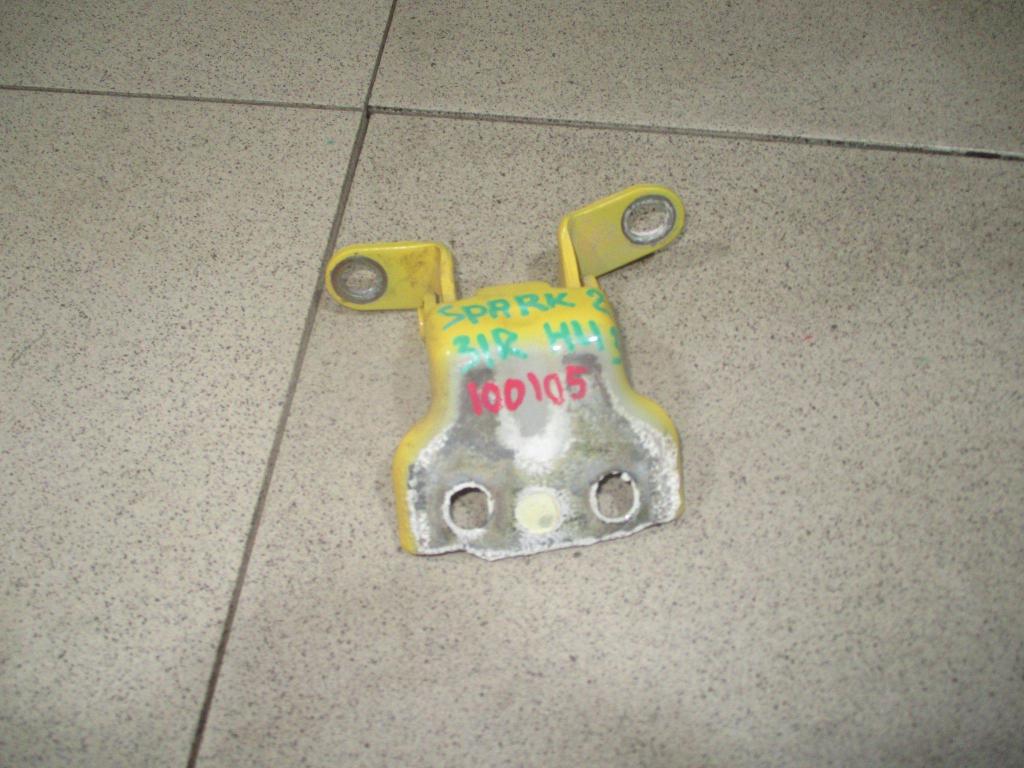 Петля двери задней правой нижняя, 500 рублей, Пермь