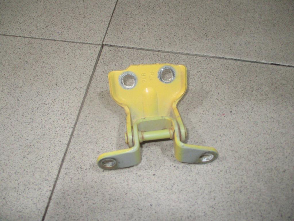 Петля двери задней правой нижняя, 500 рублей, Пермь