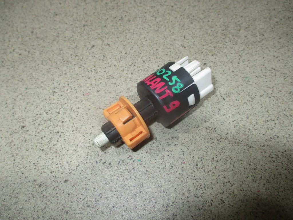 Датчик включения стопсигнала, 500 рублей, Пермь