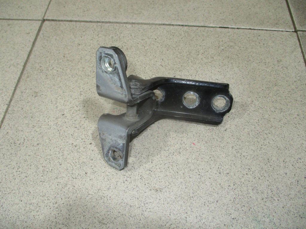 Петля двери задней левой нижняя, 500 рублей, Пермь