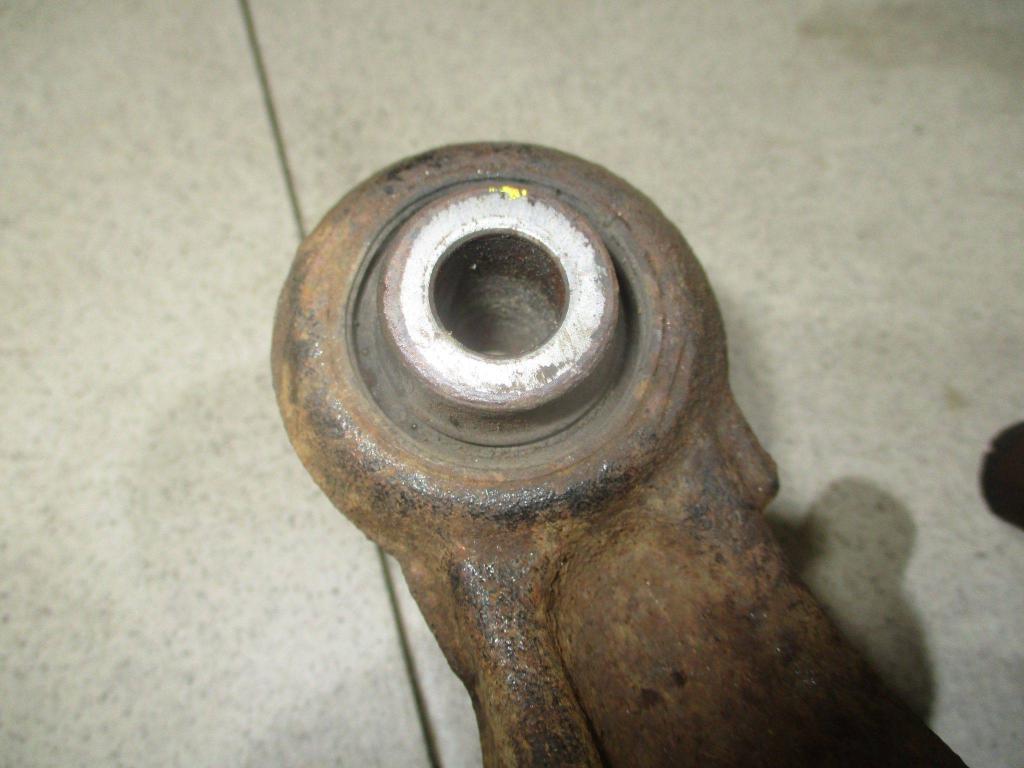 Кулак поворотный задний правый, 3000 рублей, Пермь