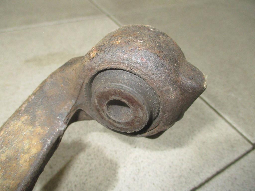 Кулак поворотный задний правый, 3000 рублей, Пермь