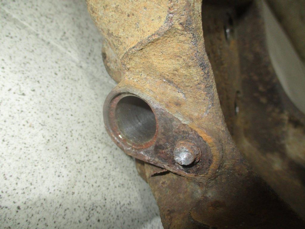 Кулак поворотный задний правый, 3000 рублей, Пермь