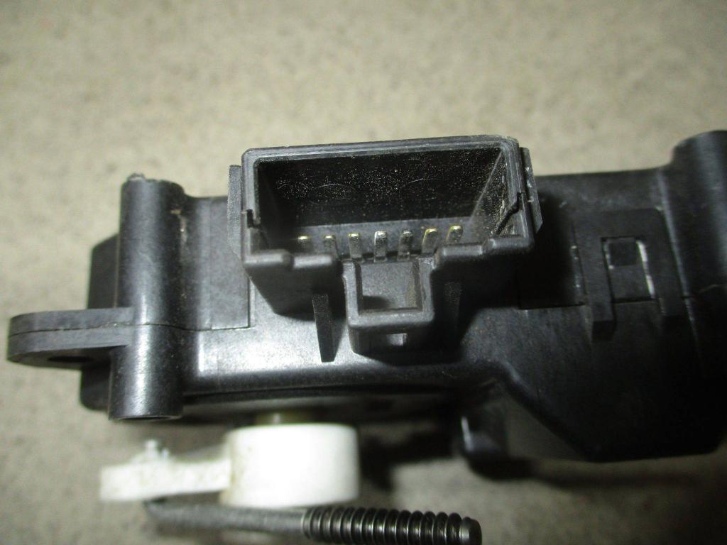 Моторчик заслонки печки, 1000 рублей, Пермь