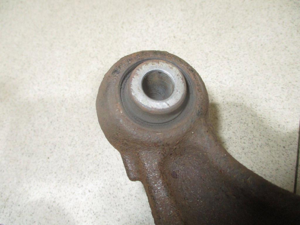 Кулак поворотный задний левый, 3000 рублей, Пермь