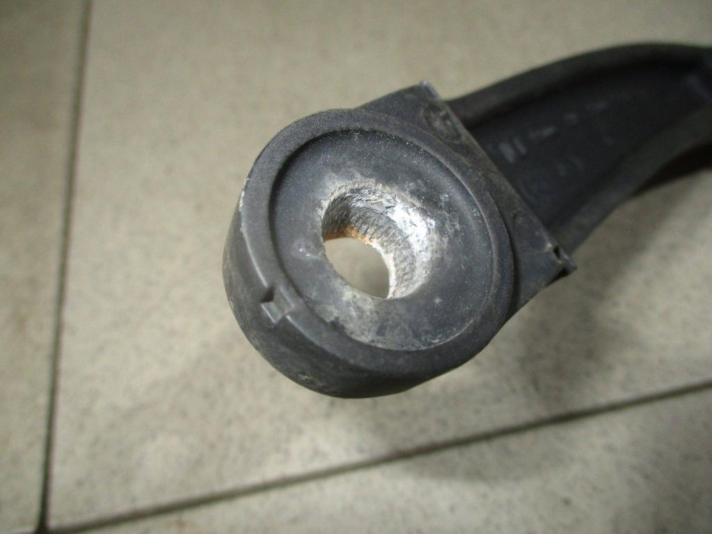 Поводок стеклоочистителя передний левый, 500 рублей, Пермь