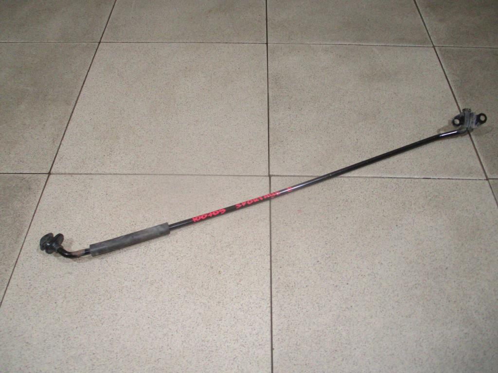 Держатель капота, 500 рублей, Пермь