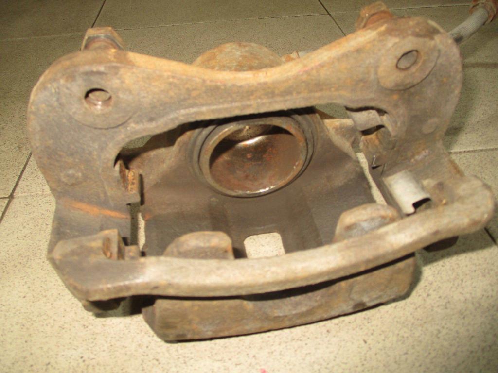 Суппорт передний правый, 2000 рублей, Пермь