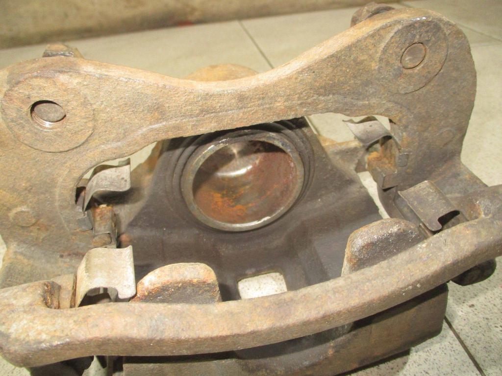 Суппорт передний левый, 2000 рублей, Пермь