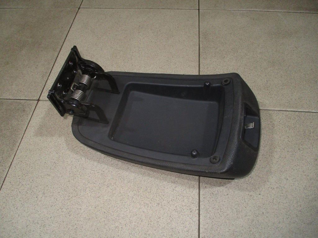 Подлокотник, 2000 рублей, Пермь