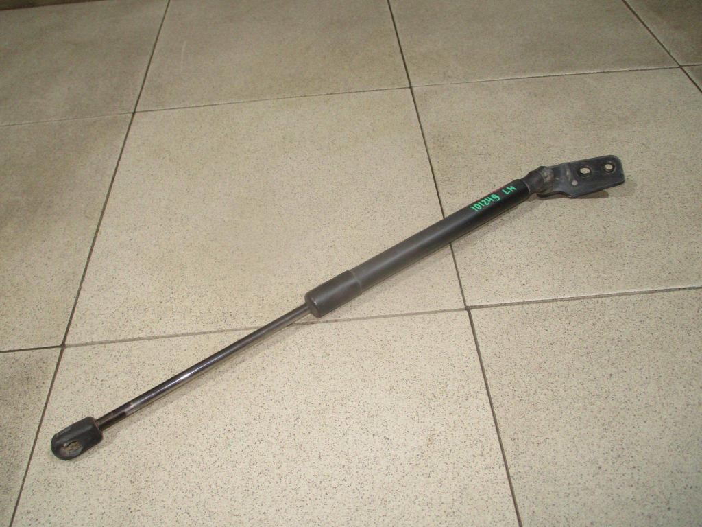 Амортизатор двери багажника, 500 рублей, Пермь