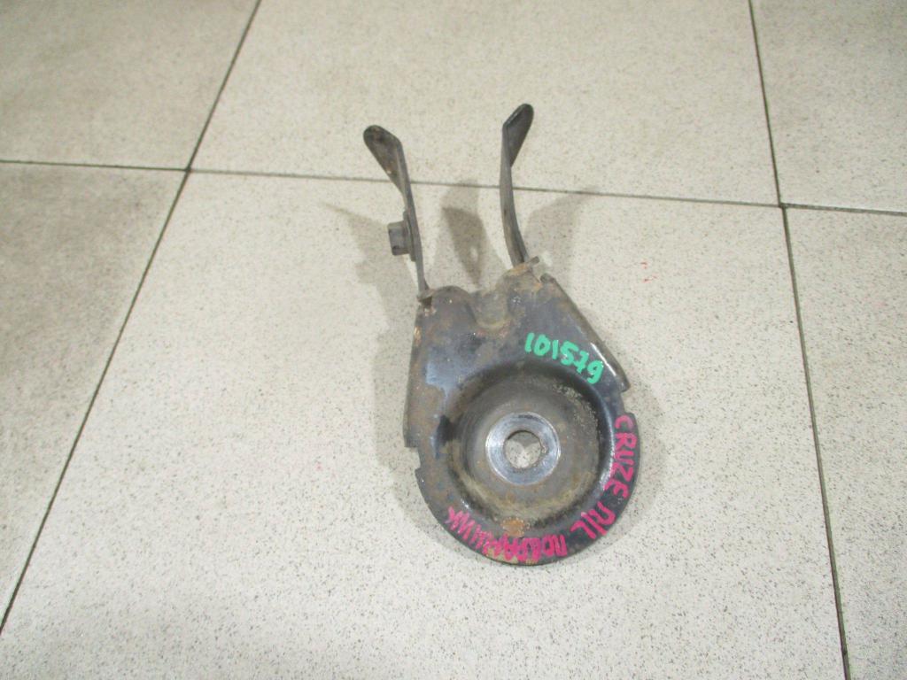 Кронштейн усилителя переднего бампера левый, 1000 рублей, Пермь