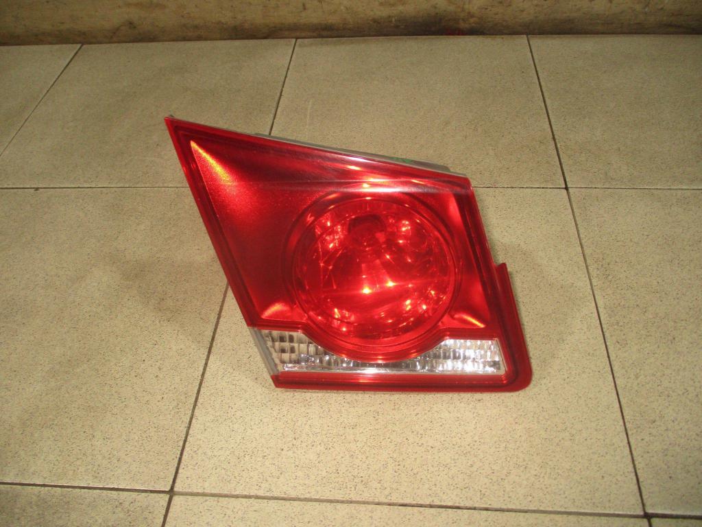 Фонарь задний внутренний левый, 1500 рублей, Пермь