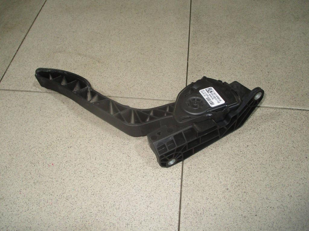 Педаль газа, 2000 рублей, Пермь