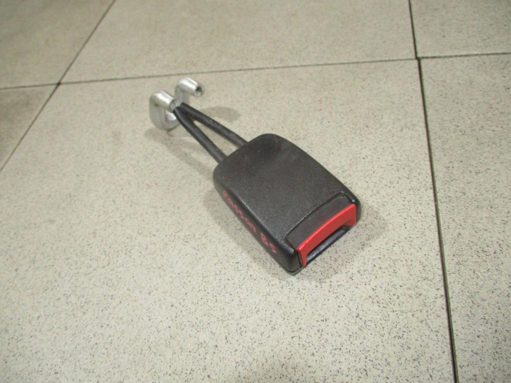 Ответная часть ремня безопасности, 500 рублей, Пермь