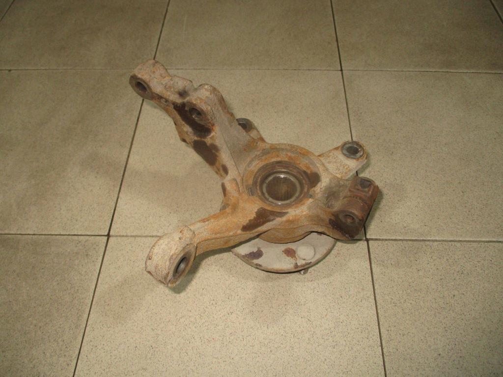 Кулак поворотный передний левый, 3500 рублей, Пермь