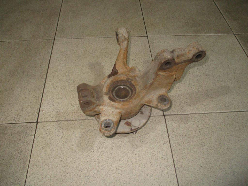 Кулак поворотный передний левый, 3500 рублей, Пермь