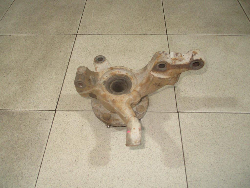 Кулак поворотный передний правый, 3500 рублей, Пермь