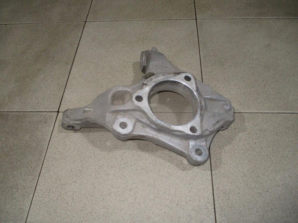 Кулак поворотный передний левый, 2000 рублей, Пермь