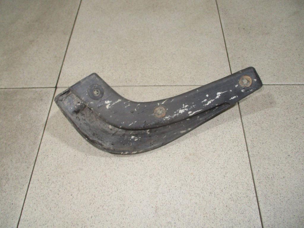 Брызговик передний левый, 500 рублей, Пермь