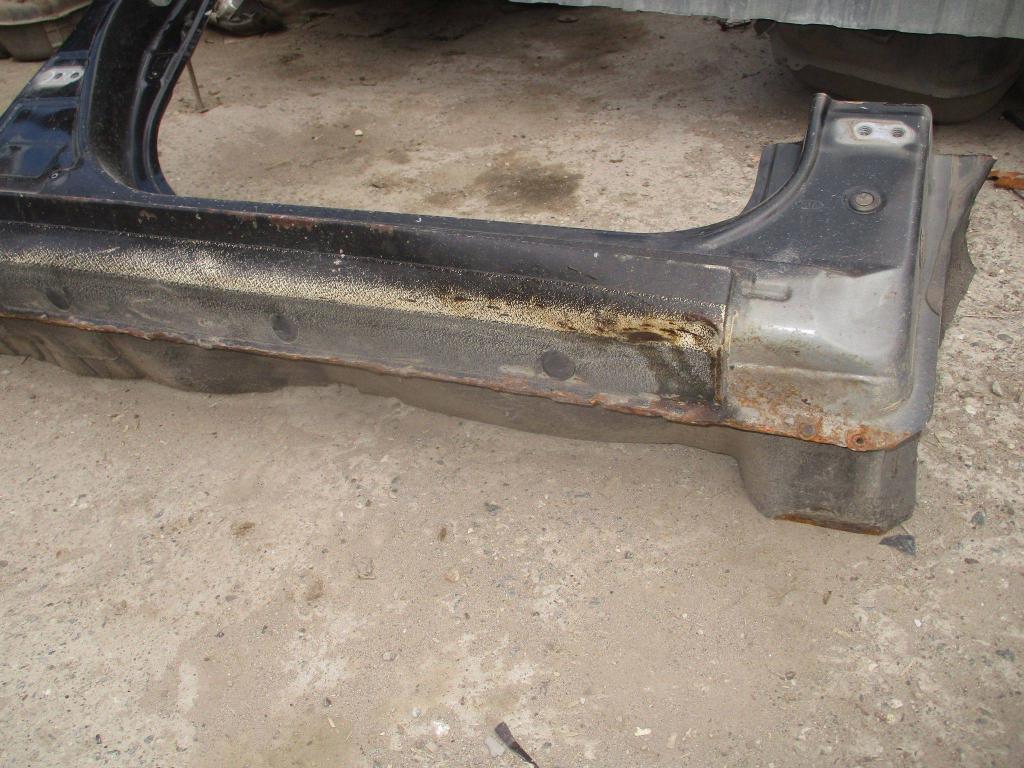 Порог со стойкой правый, 7000 рублей, Пермь