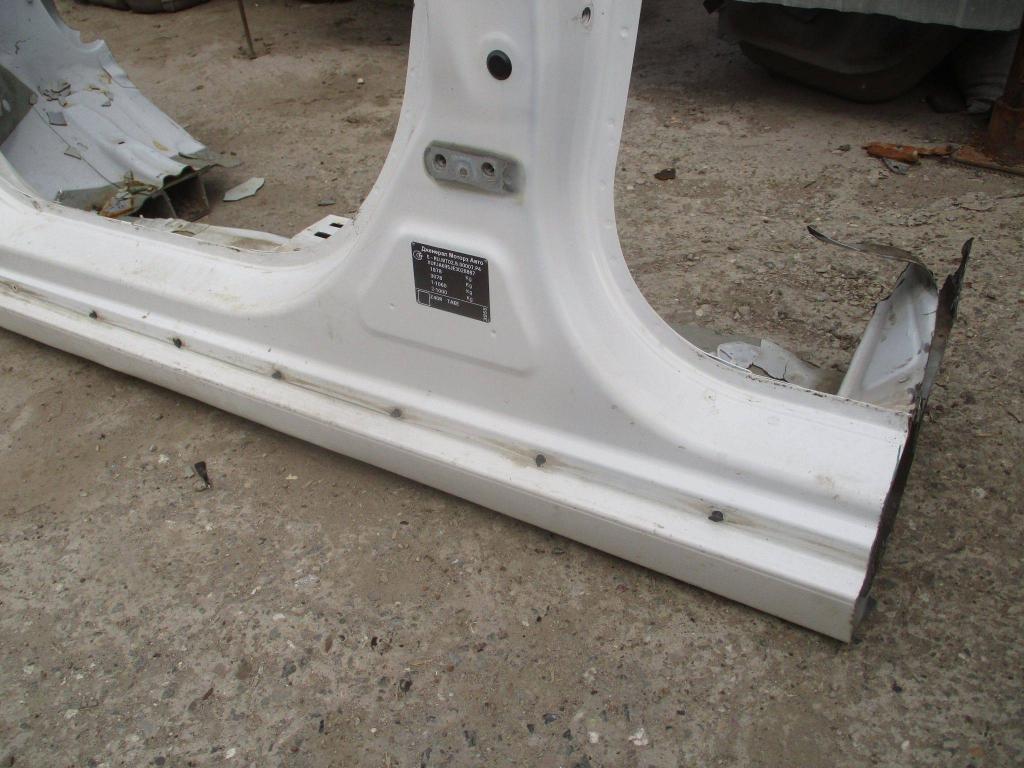 Порог со стойкой левый, 7000 рублей, Пермь