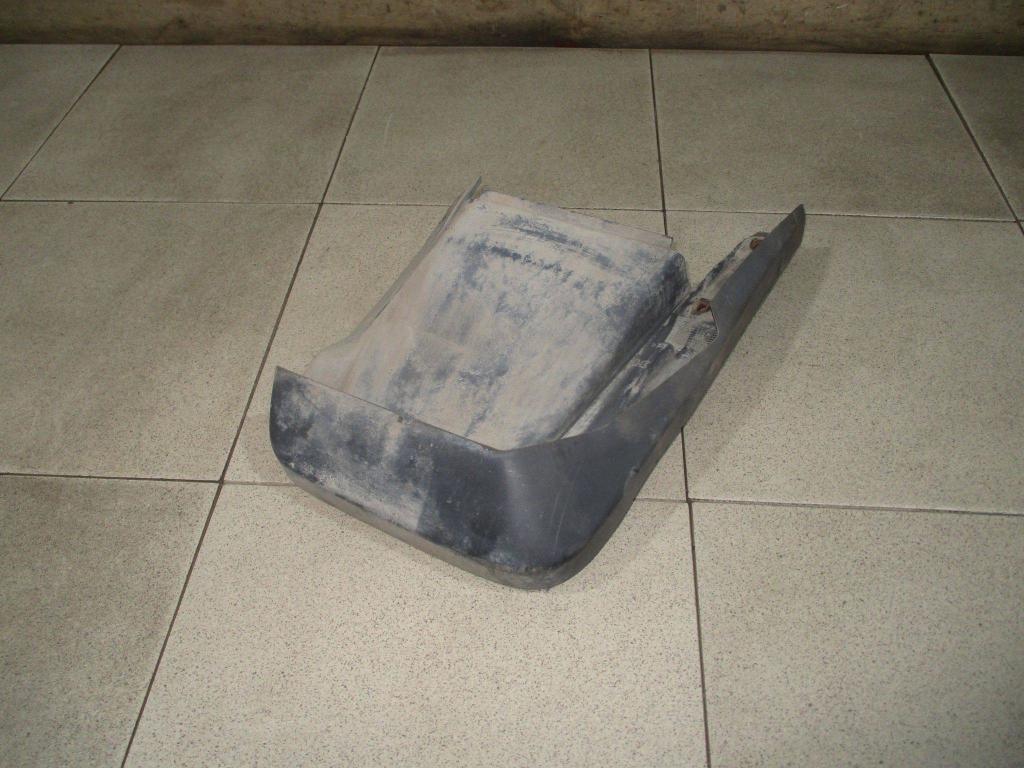 Брызговик задний правый, 1000 рублей, Пермь