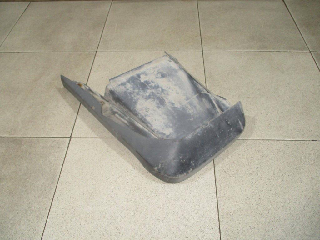 Брызговик задний левый, 1000 рублей, Пермь